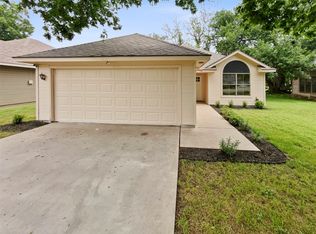 1407 Stanwood Ave, Cleburne, TX 76033