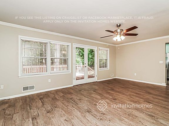 3rd image of 2481 W Bridge Pl NE