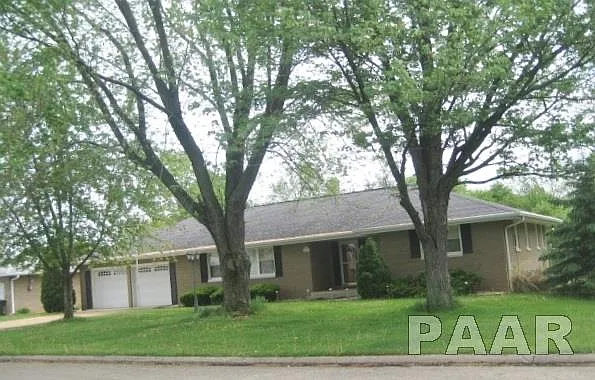 116 Lincoln Pkwy photo 1