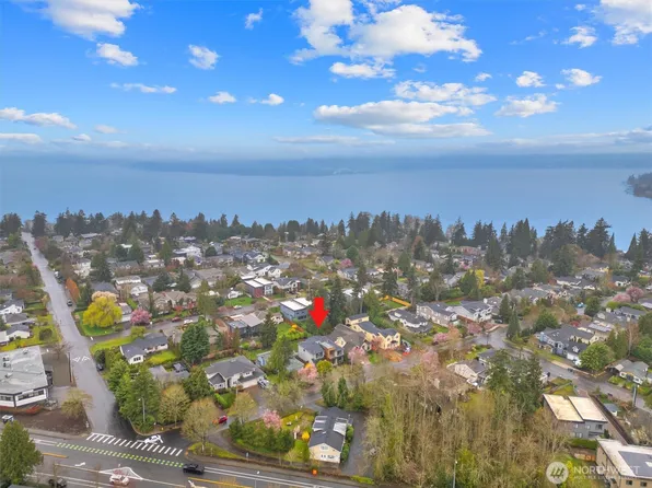 619 18th Avenue W, Kirkland, WA 98033