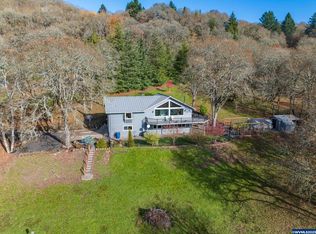 12512 Centerwood Rd SE, Jefferson, OR 97352