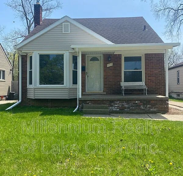 959 Berwick Blvd — Photo 1