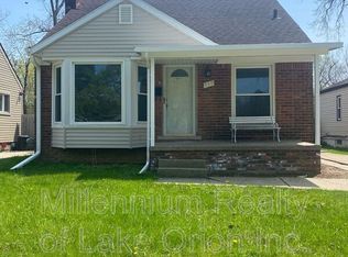 959 Berwick Blvd, Pontiac, MI 48341