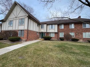30212 Southfield Rd APT 237, Southfield, MI 48076