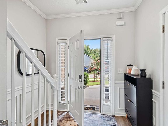 3rd image of 2550 Capella Cir SW