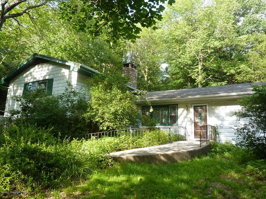 3157 Hemlock Hill Rd photo 1