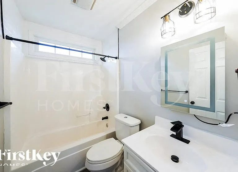 609 Camden Cove Ln — Photo 14