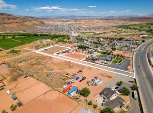 S 2325 E, Washington, UT 84780