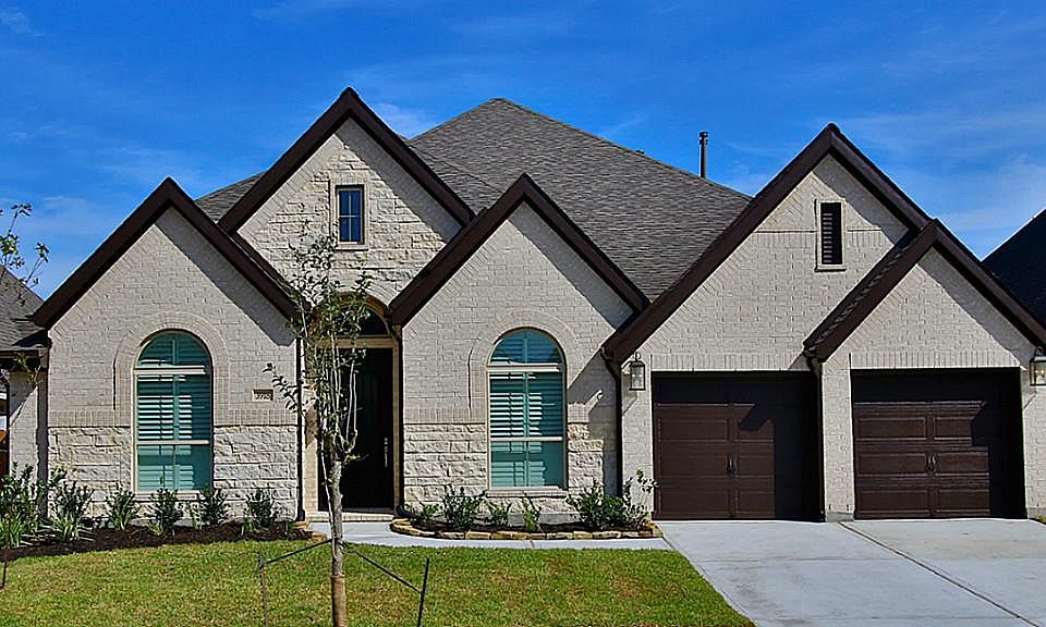 1st image of 3918 Park Woods Dr