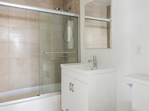 440 Kent Avenue image 9 of 10