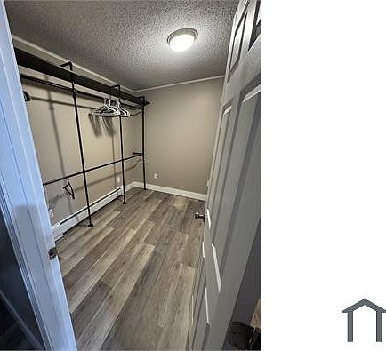4th image of 335 S Main St APT 2