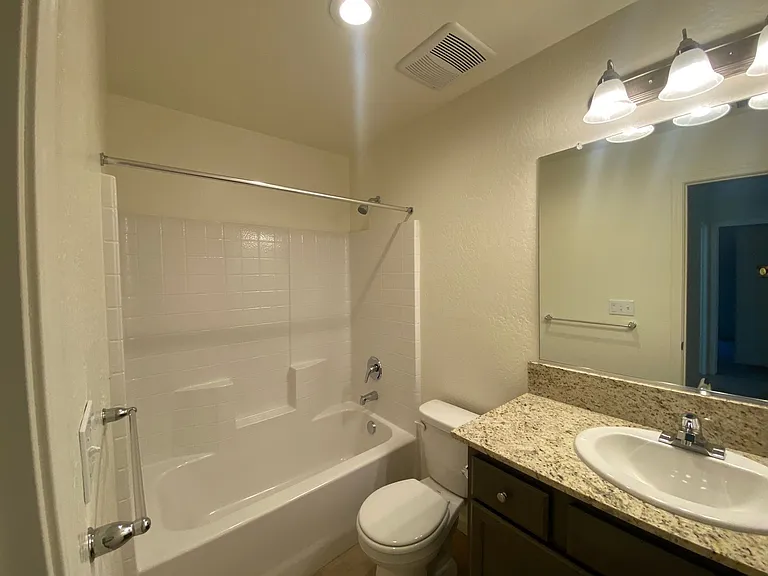 1975 W Escher Dr — Photo 20