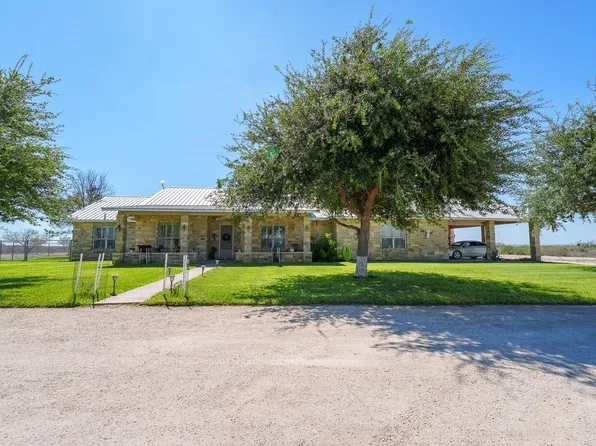 1432 Condry Rd, Del Rio, TX 78840