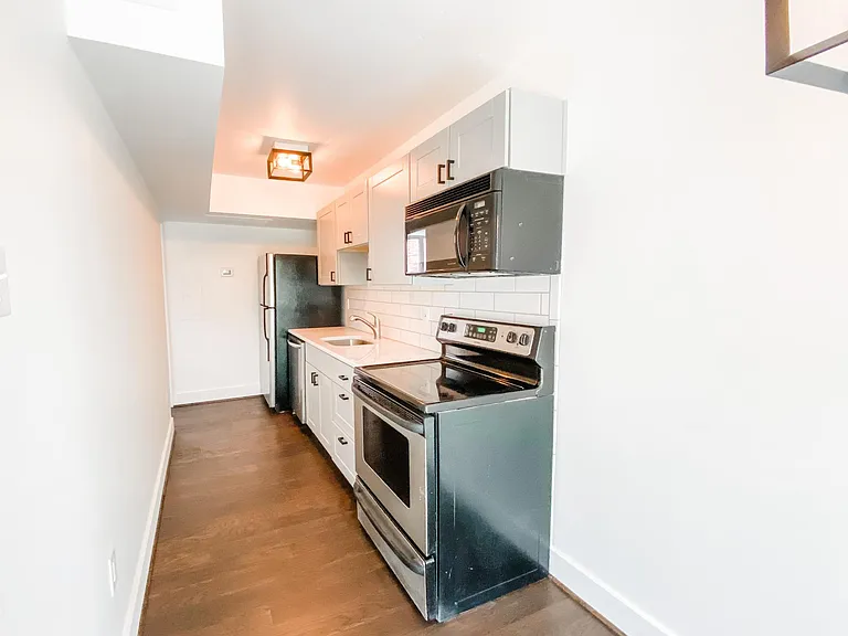 2990 Rhodes Cir S #111 — Photo 3