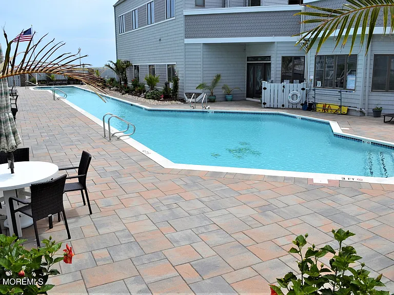 900 Ocean Ave #29 — Photo 15