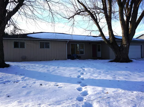 205 N Wilhelm St, Conrad, IA 50621