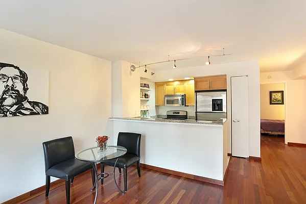 Sold by Corcoran | media 14