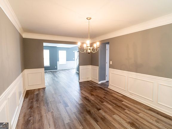 5th image of 6263 Shell Dr SW