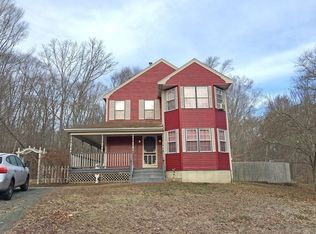 86 Shannon Dr, Westport, MA 02790