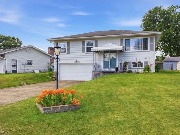 3656 Highmeadow Dr, Canfield, OH 44406