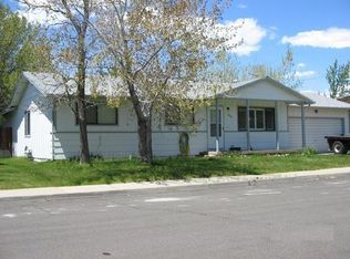 2208 Glenn Dr, Carson City, NV