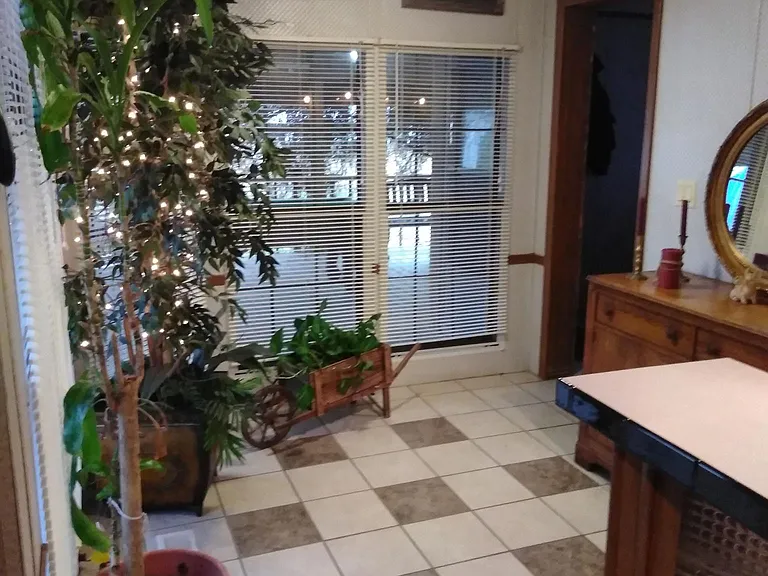 Breakfast room