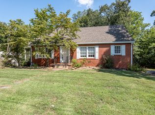 310 N Maple St, Maryville, TN 37801