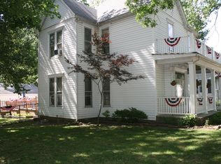 328 S Adams St, Nevada, MO 64772