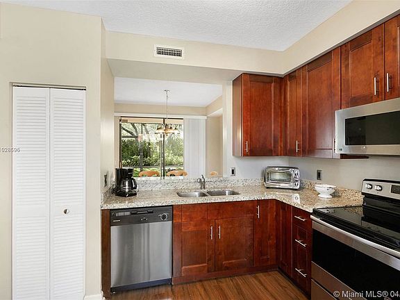 3rd image of 7525 NW 61st Ter APT 202