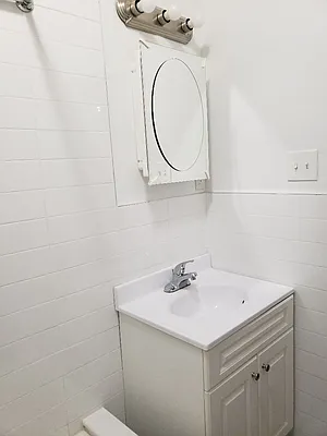 Rented by Smart NY Realty LLC | media 14