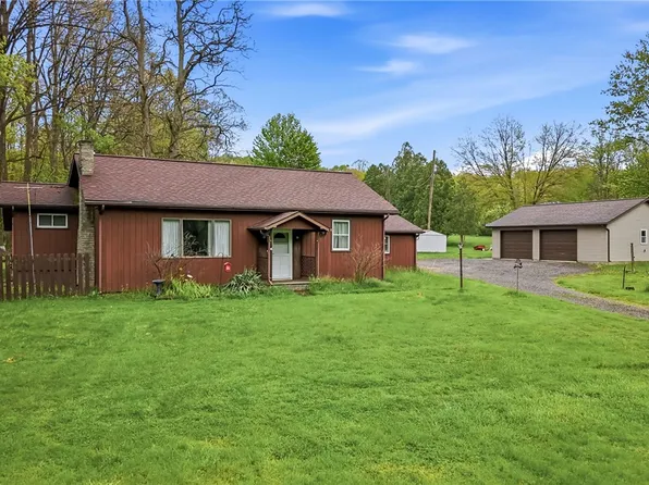 16 Gibson Rd, Greenville, PA 16125