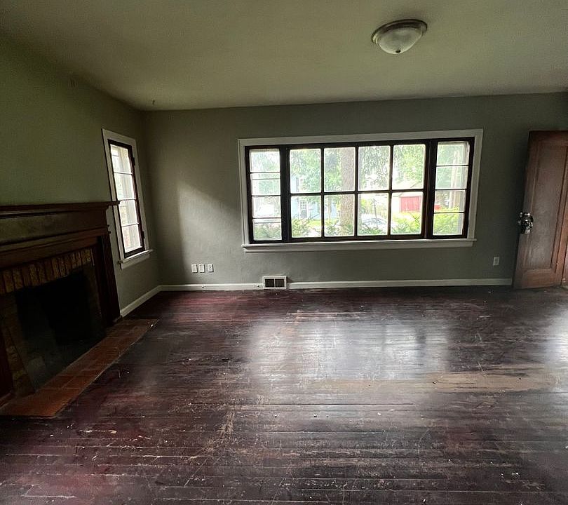1st image of 1704 Farnam St #1704
