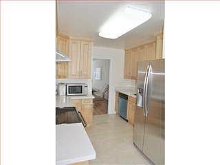 5th image of 257 Serravista Ave