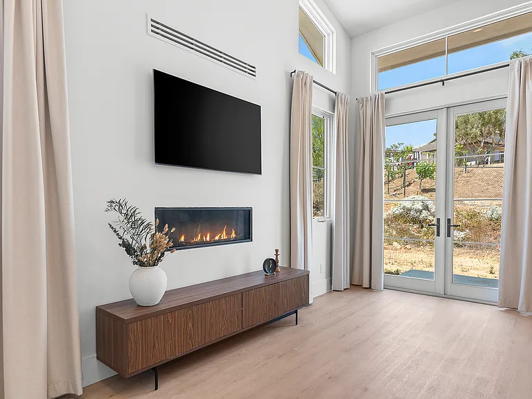 9817 Lorraine Ridge Trl — Photo 47