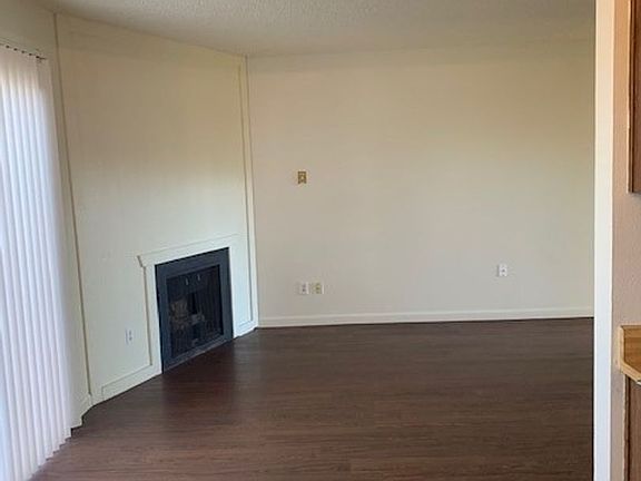 3rd image of 7758-7760 Pompei Ct #7758