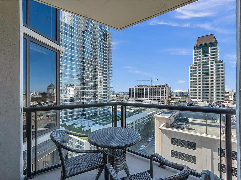1 Beach Dr SE #1309 — Photo 15