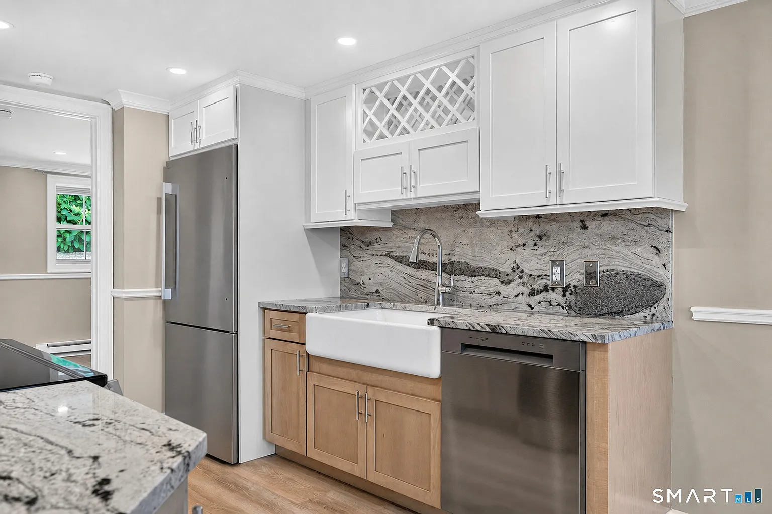 1 bed, 1.0 bath, 1000 sqft, $2,900 — Photo 1
