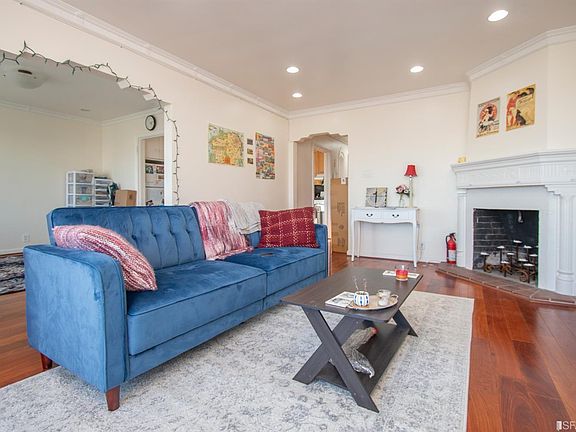 2nd image of 3332-3336 Taraval St