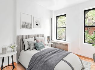 115 Perry St APT 1B, New York, NY 10014