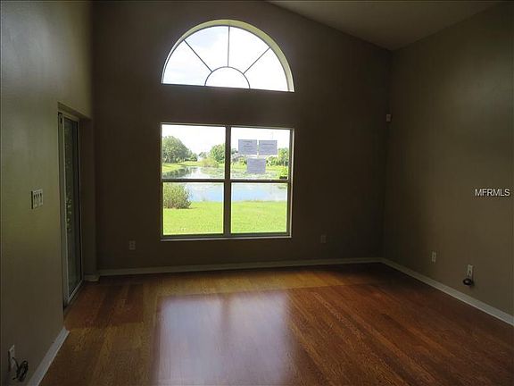 3rd image of 2609 Regency Oak Ln