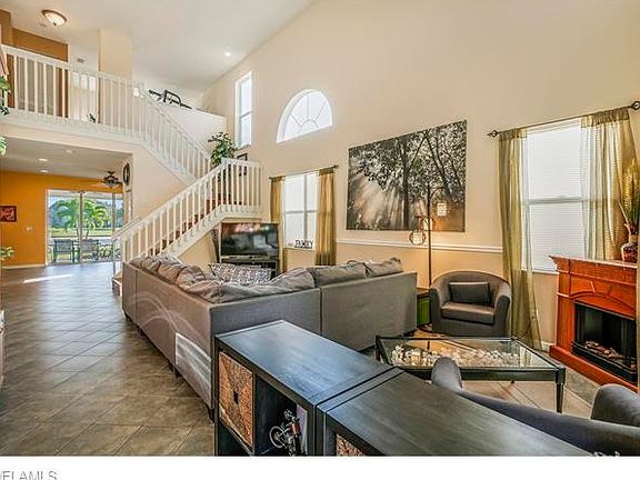 3rd image of 17672 Holly Oak Ave