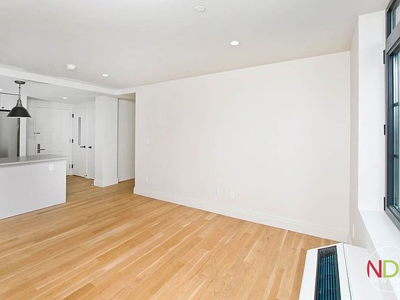 4th image of 1007 Atlantic Ave APT 6G