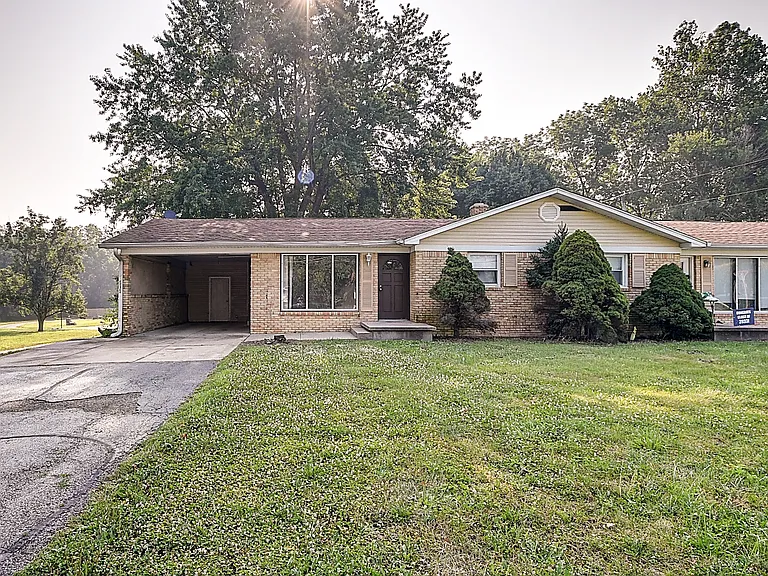 2515 Mullinix Rd — Photo 1