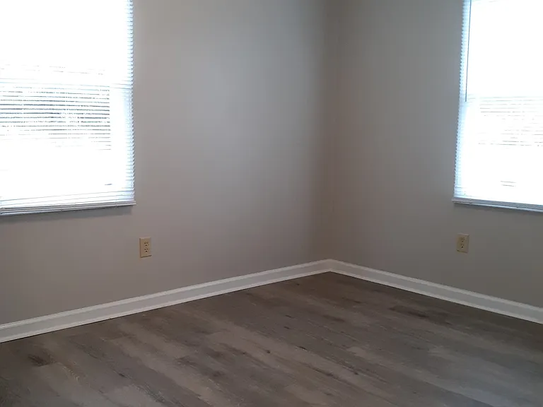 2906 Cara Ct — Photo 9
