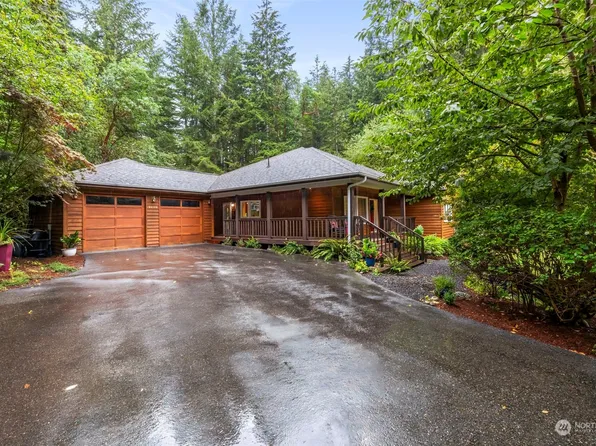 9220 161st Avenue Ct NW, Lakebay, WA 98349