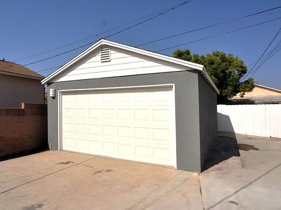3rd image of 3761 W Avenue 42