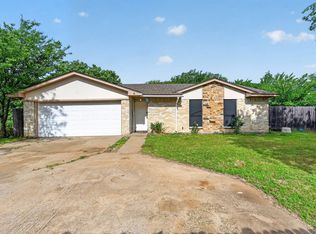 207 Water Ln, Crowley, TX 76036