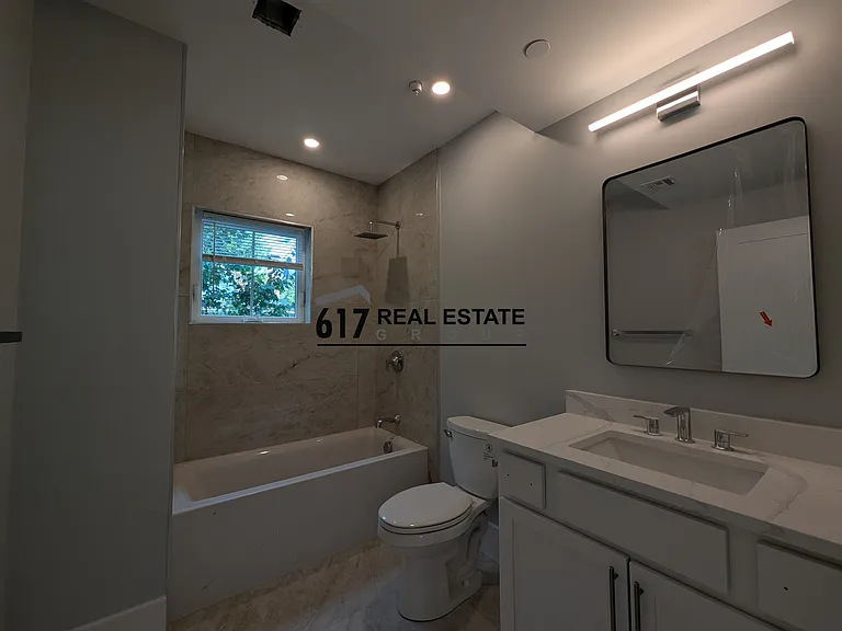 11 Holton St #3 — Photo 5
