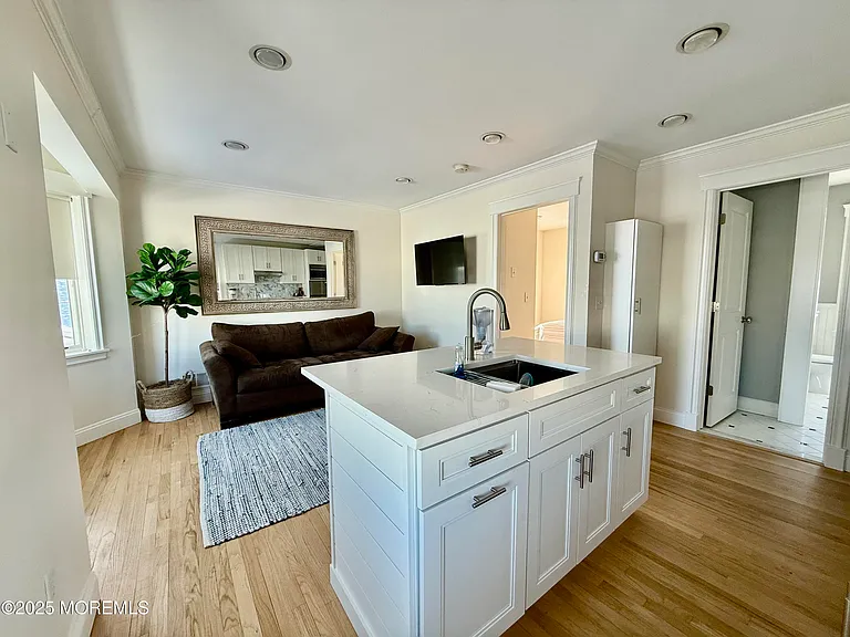 111 4th Ave #REAR — Photo 4