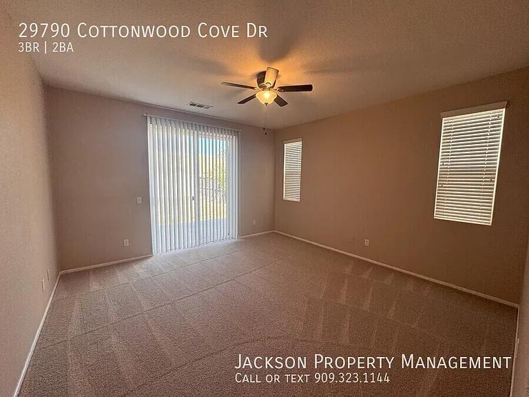29790 Cottonwood Cove Dr — Photo 17